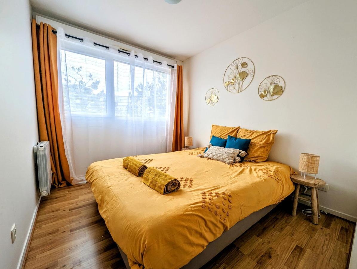 L'Evasion, Cergy, Downtown, 6 Pers, 2 Min Rer A, 2 Places De Parking Privatives, Netflix Et Beinsports Lejlighed Eksteriør billede